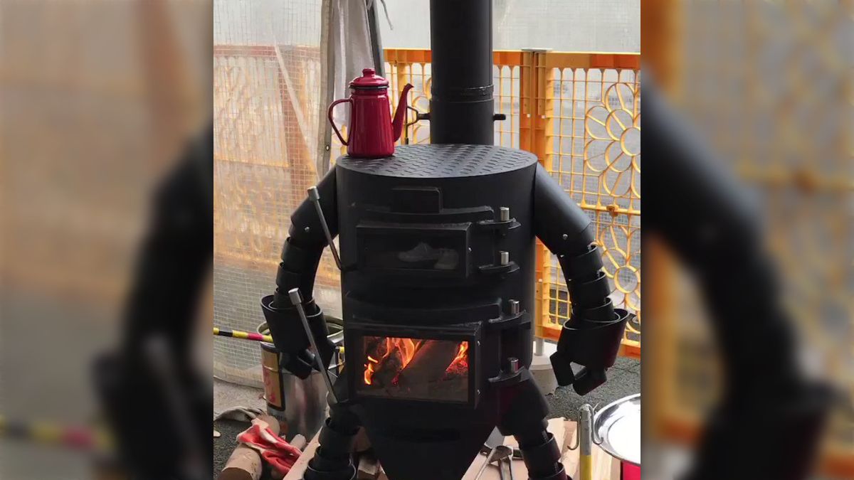 ロボット型薪ストーブ mqdefault.jpg