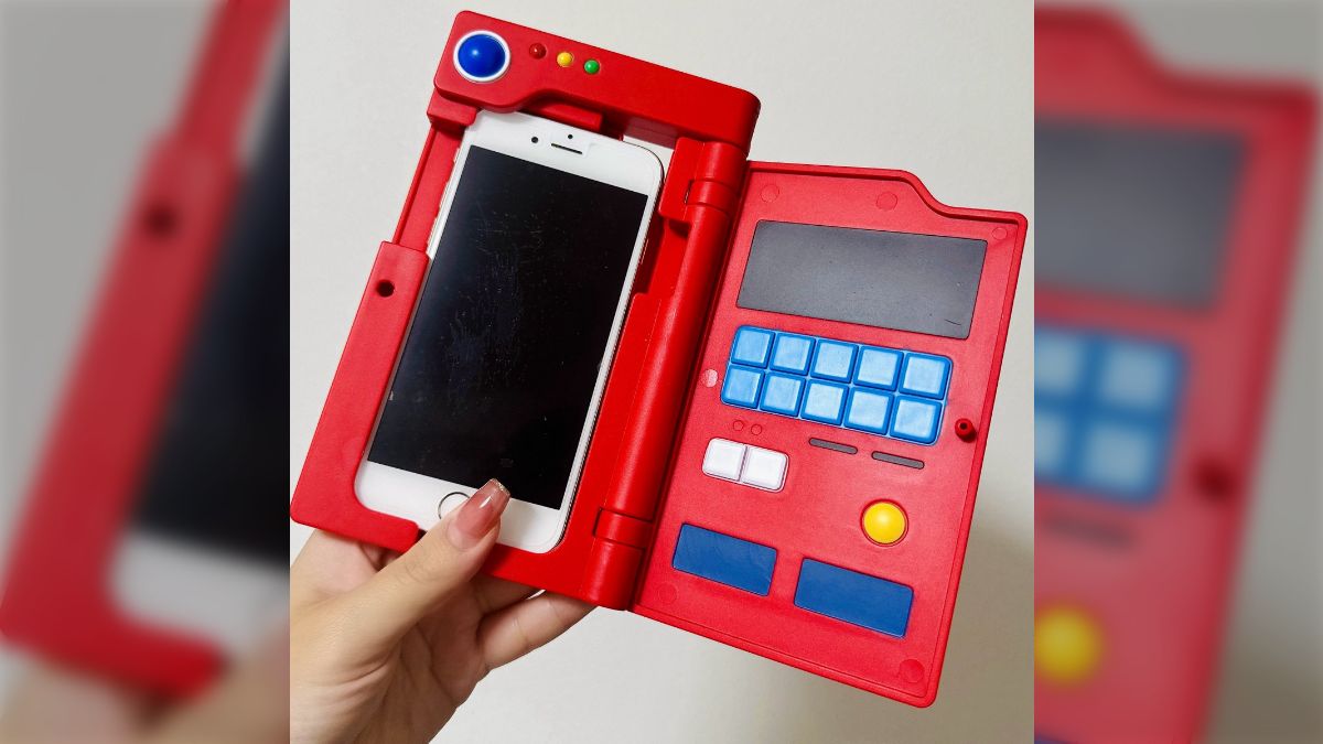 掃除してたら初代ポケモン図鑑のiPhoneケースを発掘して懐かしくなった