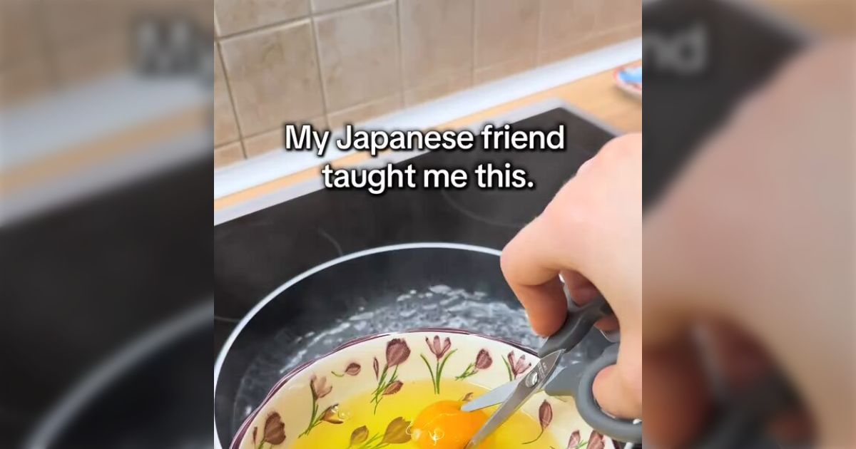 外国人『簡単な日本料理のレシピを試してみる』と投稿した動画、日本人から「知らん…なにそれ…怖」とツッコミが殺到してしまう