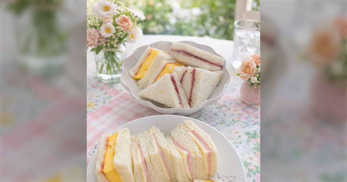 8枚切りの食パン1袋を使ってサンドイッチを作ったら3歳と4歳の子どもが一瞬でたいらげてしまった「食べ盛りって中高生じゃないんですか...？」