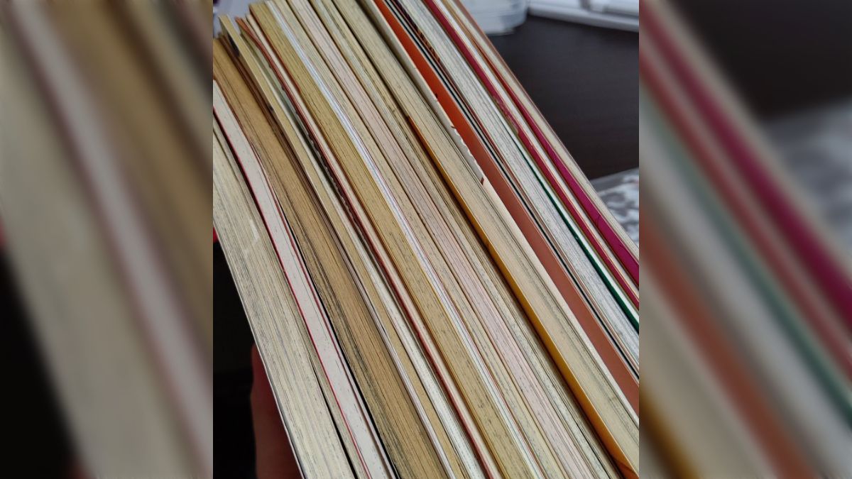 20年ほど前の同人誌を見ているとコミック紙と上質紙で劣化の仕方が 