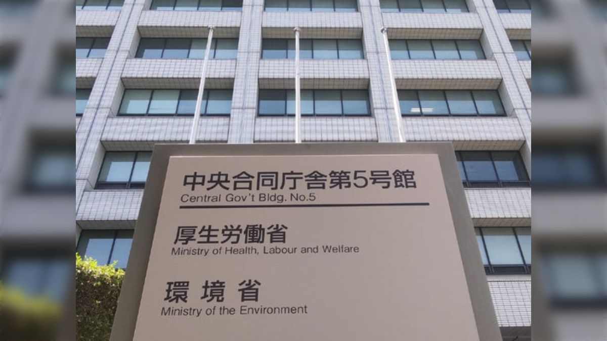 介護福祉士の国家資格「不合格でもOK」の特例適用8000人超に「3