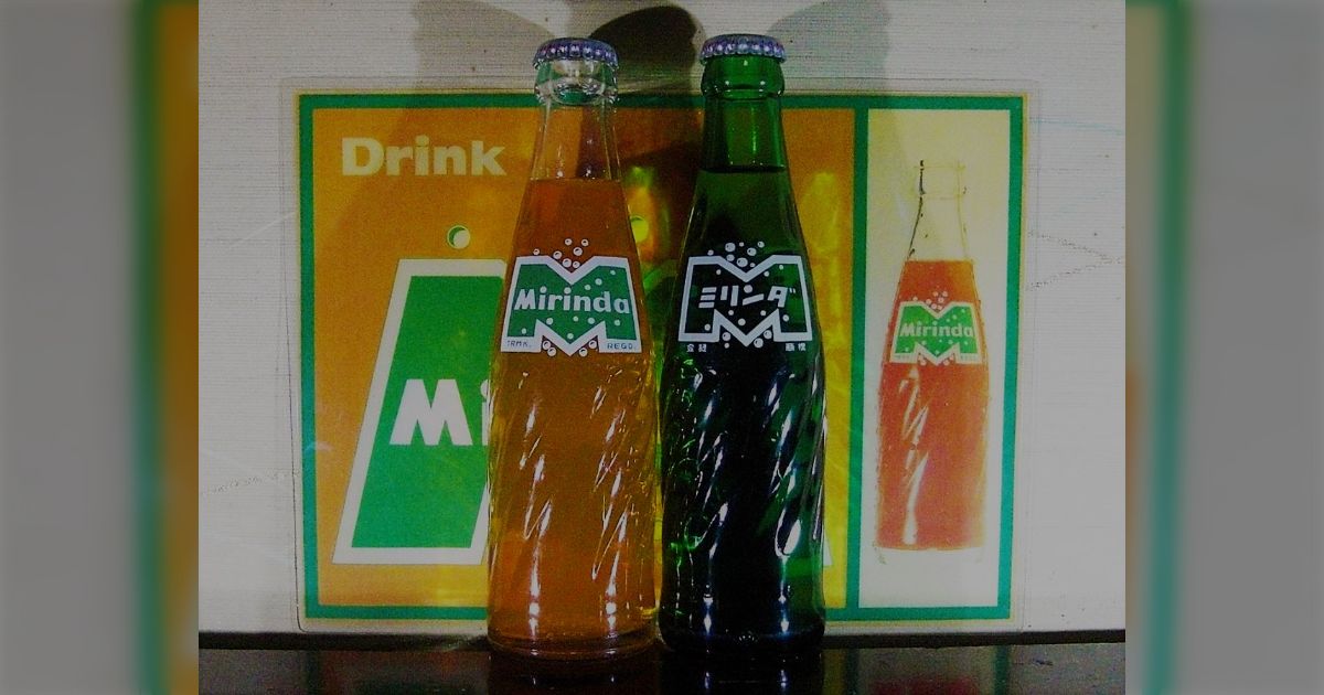 父が子供の頃の自分に昼食を食べさせようと大衆食堂にいったら…冷奴とお刺身が頼んで客のおじさんが「大将、ねえさんに一本」と粋な事を言った話を父はよく懐かしんでいた