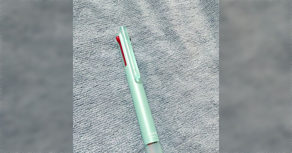 羽海野チカ先生があまりの書き心地の良さに「このペンどこのですか」と感動したPILOT『Juice up 3』、細い線もなめらかに書けて愛用者が多いらしい