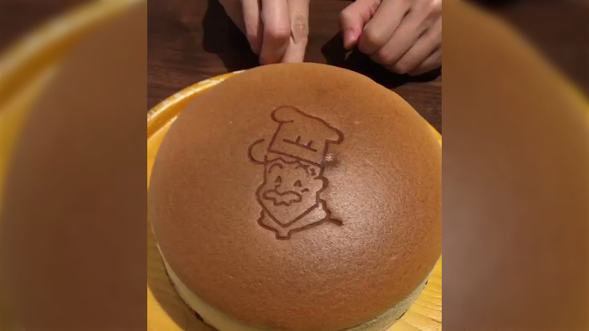 りくろーおじさんの店 のチーズケーキ、揺れ具合が「普通はこんな揺れ方しない」し、艶めかしくて興奮するのでぜひ見てください - Togetter  [トゥギャッター]