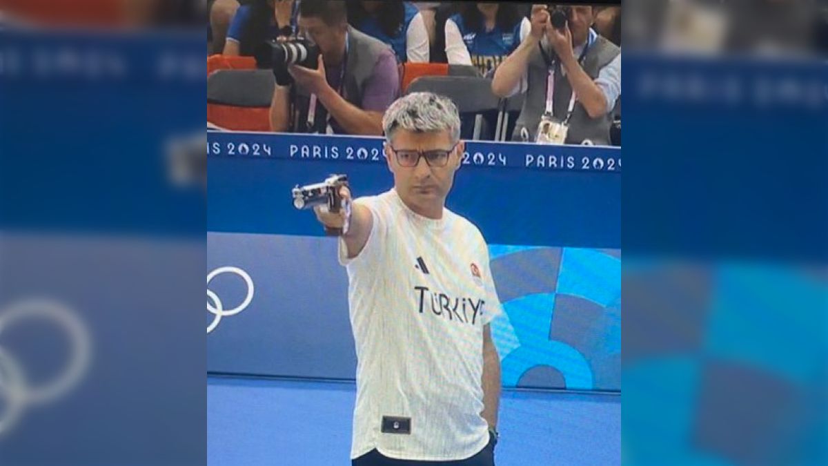 パリオリンピック　射的　無課金おじさん　ユスフ・ディケチ　直筆サイン色紙 パリオリンピック 射的 無課金おじさん ユスフ・ディケチ 直筆