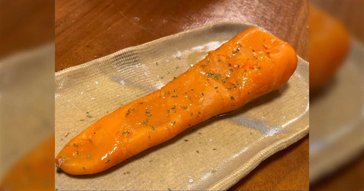 「アイラップでにんじん1本まるごとレンチン7分」がめちゃ美味しいらしい→さっそくマネしてみる人が続出、「甘い」「簡単すぎる」などの感想が溢れかえる