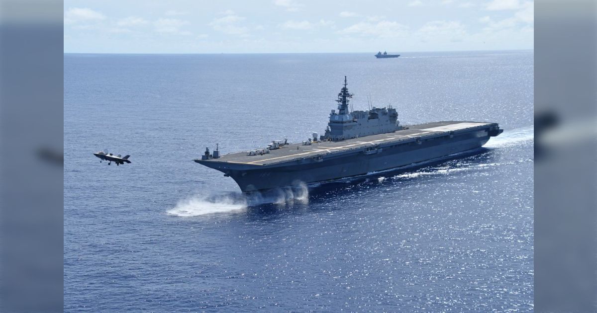 中古　詳細不明アメリカ海軍？かイギリス海軍？の女性用冬制服　自衛隊海上保安庁 中古 詳細不明アメリカ海軍？かイギリス海軍？の女性用冬制服