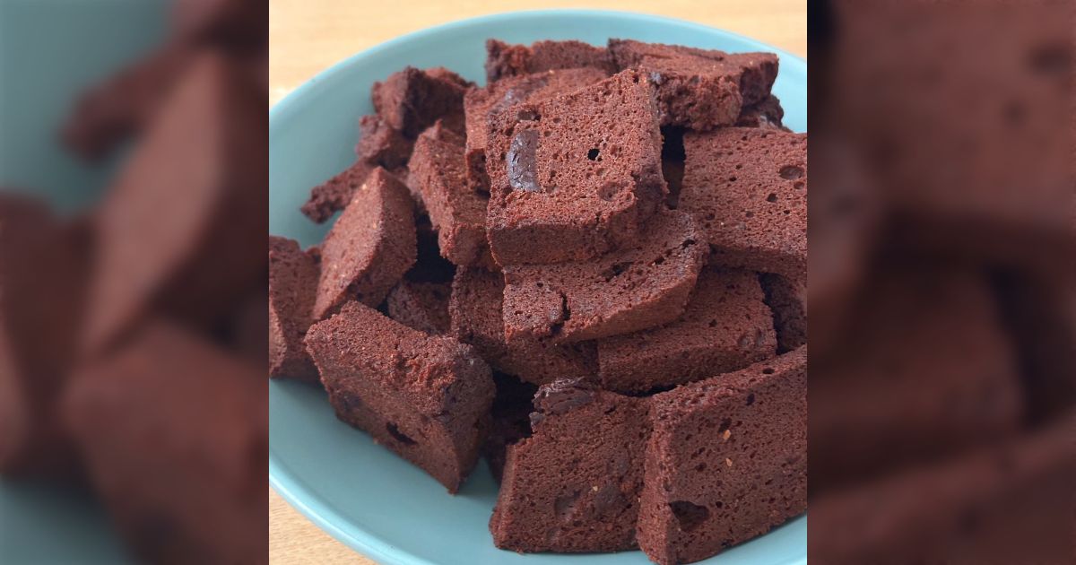 パウンドケーキを薄く切ってもう1回焼いたら「クッキー」や「ラスク」が爆誕するライフハック「その日のうちになくなっちゃう」 - Togetter  [トゥギャッター]