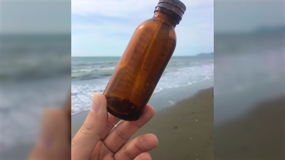 とある方が海岸で手紙が入った小瓶を拾う → 中を読んでみると色々な