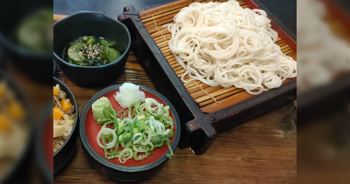 そば湯を知らない読者から「それについて調べたけど蕎麦を茹でたお湯を飲むの...？」という言葉が→地域によってそば湯の認知度は低い？