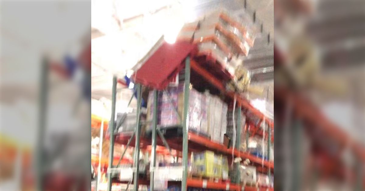 熊本地震で、コストコ店内のラックから大量の商品が落下する動画が話題に「絶対パニックになる」「地震が多い日本ではコストコのような施設は対策を考え直さないと」