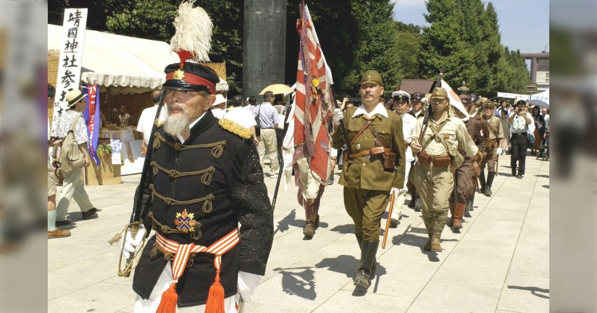靖国神社が境内におけるコスプレ衣装着用の禁止を発表、今までは「旧軍人にやめろと言いにくかった」と思われるが「もう最年少で90代後半や100歳オーバーだろうしなぁ」