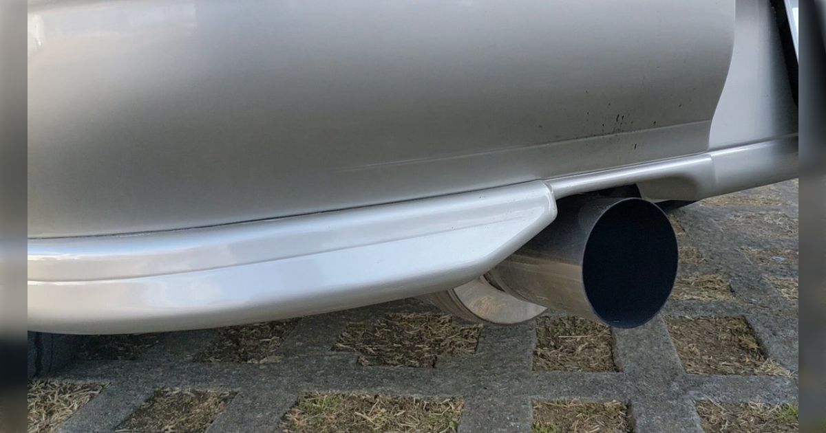 爺さん「なんか今日、車がやる気ないんだよね。返事が遅いというか」→整備士が確認してみたらある事が判明「これやる気ないんじゃなくて…」