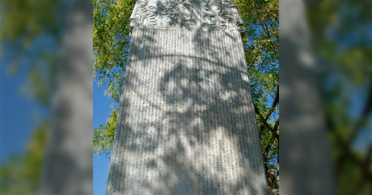 𐰔 𐰕 𐰤 サボテンのような文字！ 「古テュルク文字」（突厥文字，トッケツ文字） の解読ツール作りで，