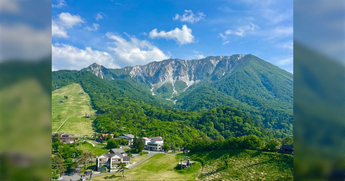 「大山はマジで登らない方が良い」 鳥取県の大山へ注意を呼びかける投稿が話題に、風景と温泉とラーメンとビールが充実していて、帰るに帰れなくなる「牛乳も危険」