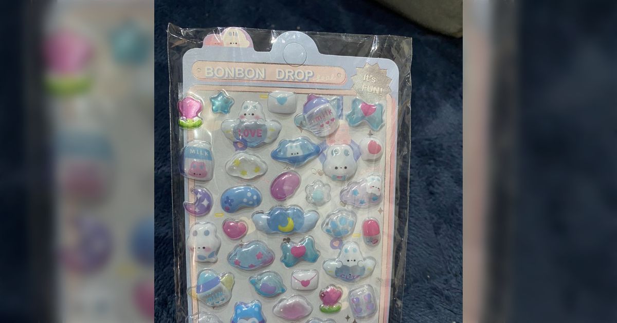 「ついていけないよ、このブーム」ボンボンドロップシールだと思って買ったシール、娘が「それは偽物だから交換しない」と言われてしまった