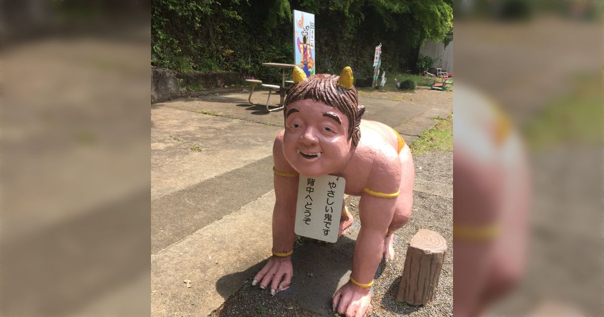 無駄にセクシーな鬼にシュールな桃太郎…世界観がカオスすぎる 無駄にセクシーな鬼にシュールな桃太郎…世界観がカオスすぎる