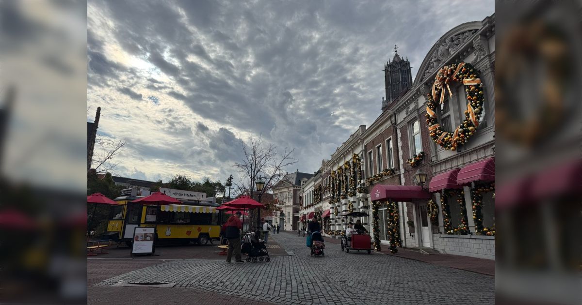 万博とかユニバで感覚バグるけど、ハウステンボスは本来あるべきテーマ