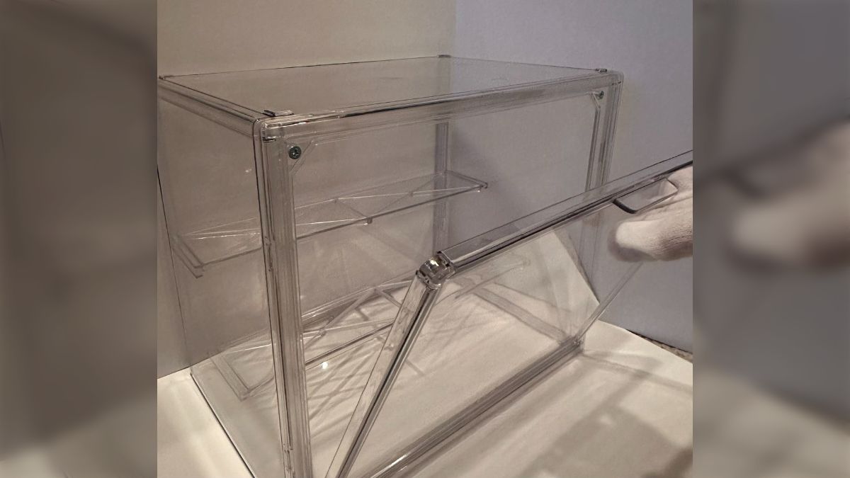 人気品薄】ダイソー 透明コレクションケース 組み立てタイプ