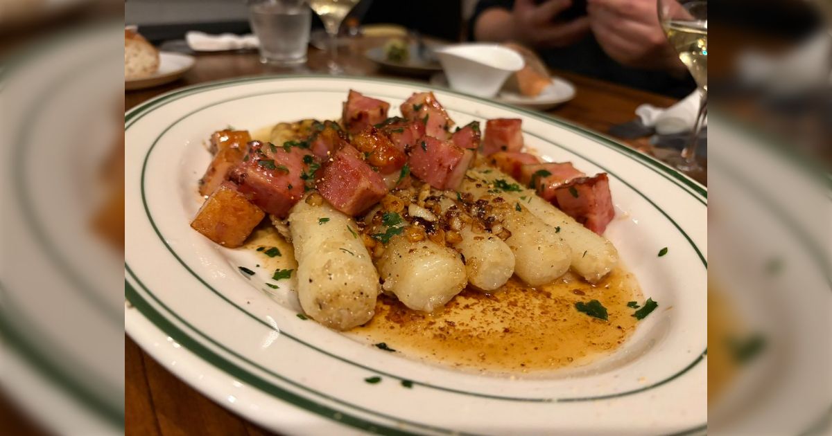 美味しそうなグルメ投稿に「店名を書かないのはなんで？」と指摘したことに賛否→店主まで反応し「店名を書く派・書かない派」の考え方の違いが見えてきた