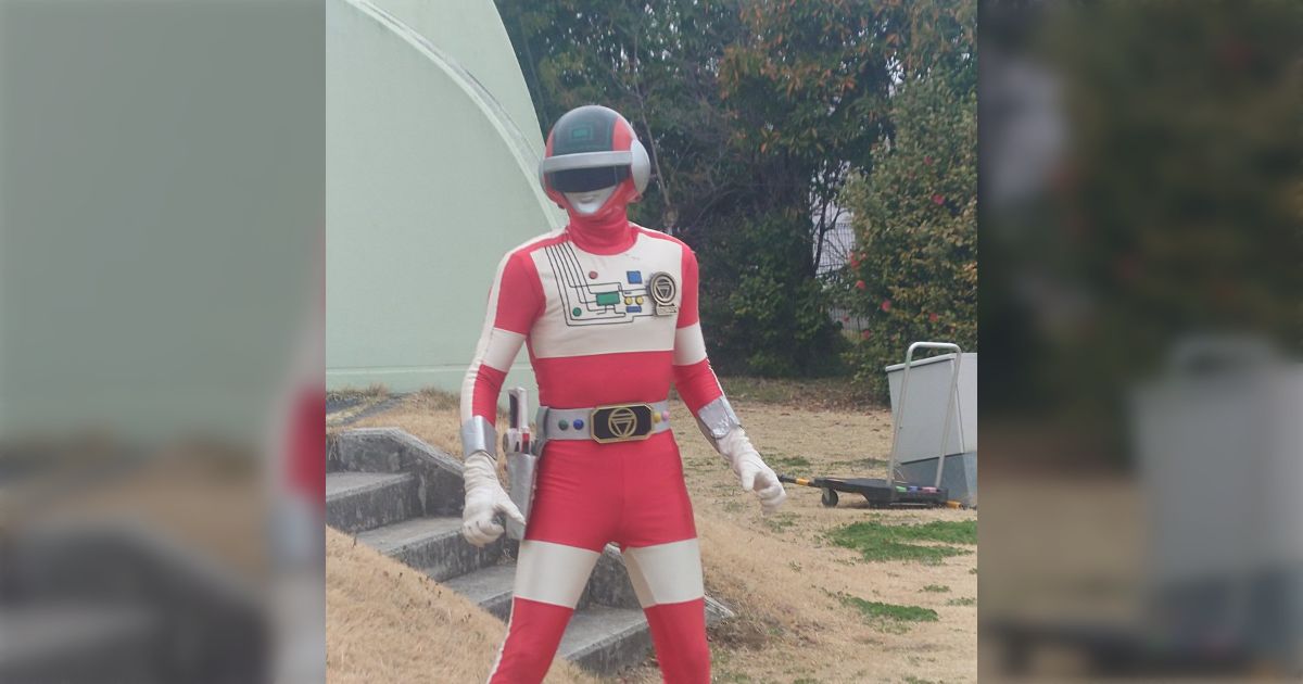 戦隊ヒーローショーに来たらヴィラン(悪役)がお客さんに『よく来たな貴様ら。戦隊が終わったけど大丈夫だ。こんな感じでショーは続いていく』って言ってた