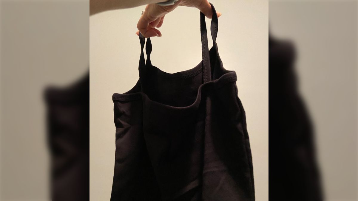 通販で1万円の椅子を買ったら「200円のペラッペラなキャミソール」が