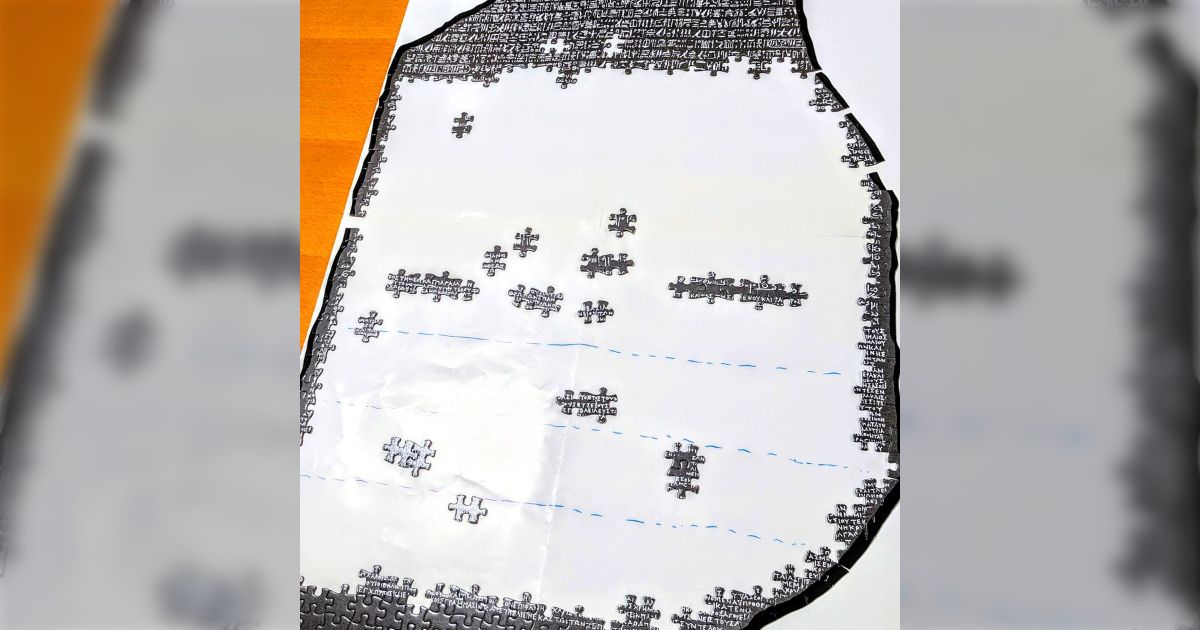 Rosetta Stone 800ピースジグソーパズル 未開封 ロゼッタストーン型