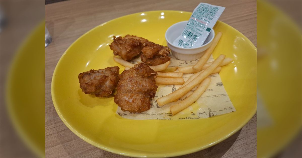 「びっくりした。これで429円はポテト少なすぎんか」ヴィクトリアステーションの「鶏の唐揚げ&ポテト」を頼んだ人のポストに動揺が広がる
