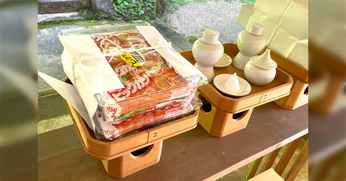 八咫烏神社→御祈祷の内容に合わせて選ばれた神饌がこちら「御祈祷の内容が気になり過ぎます(笑)」 - Togetter [トゥギャッター]