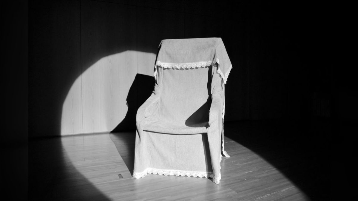 人間の体験 （さいたま文学館で『人間椅子』に座り座られた人の体験談 