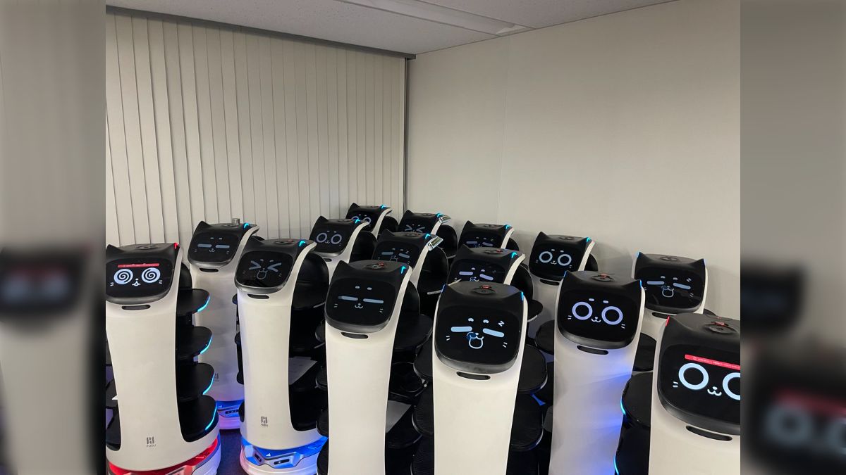 配膳だにゃんロボ　ウインクブルー 配膳だにゃんロボ ノーマル ブルー 配膳ロボット 配膳猫型