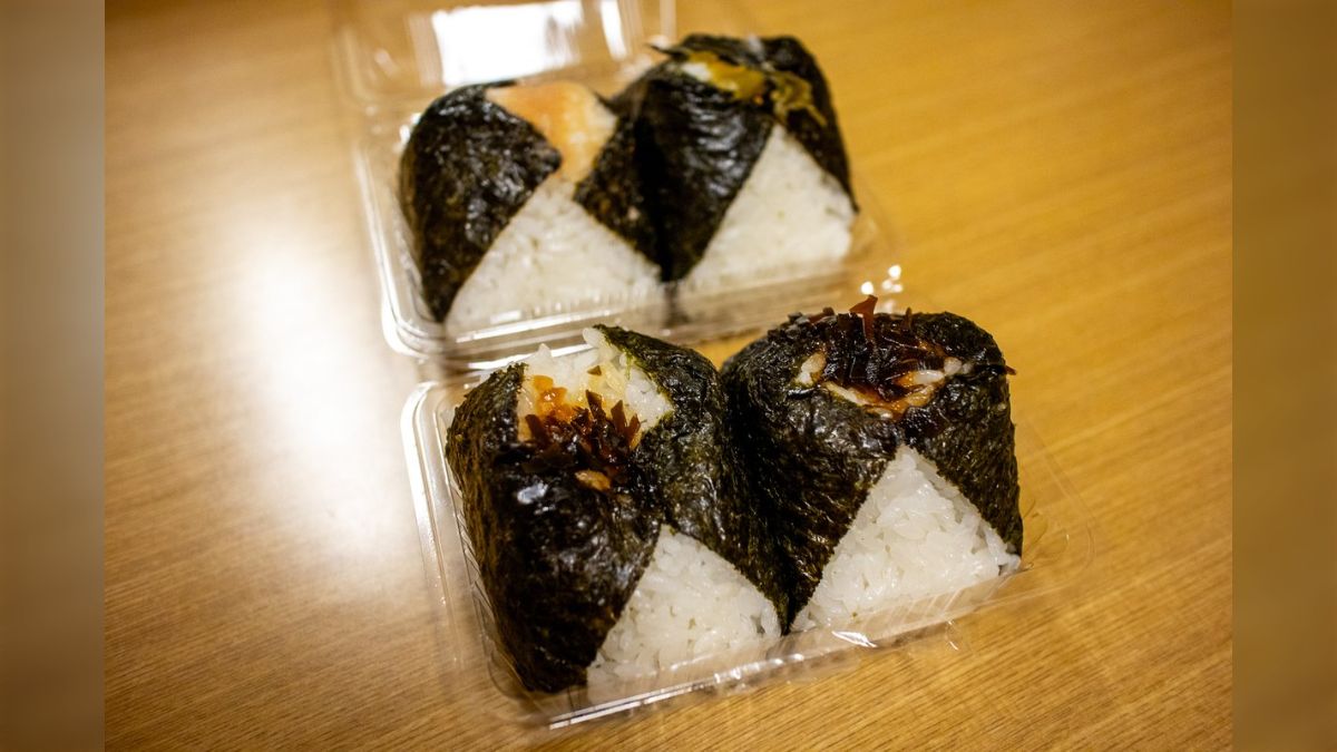 同じ値段なら専門店の方がボリューム満点」コンビニのおにぎり、今や