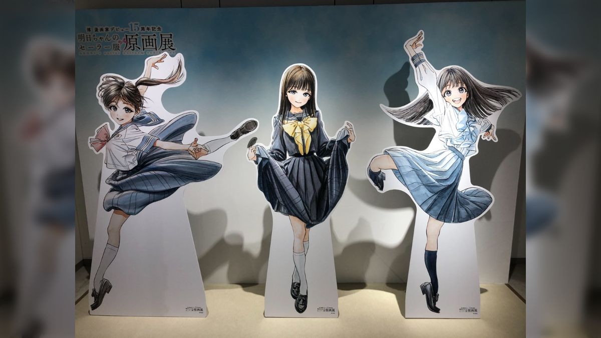 新品 3点 明日ちゃんのセーラー服 原画展 アクリルスタンド 中間服 夏服 冬服 明日ちゃんのセーラー服展 グッズ事後通販 アクリルスタンド