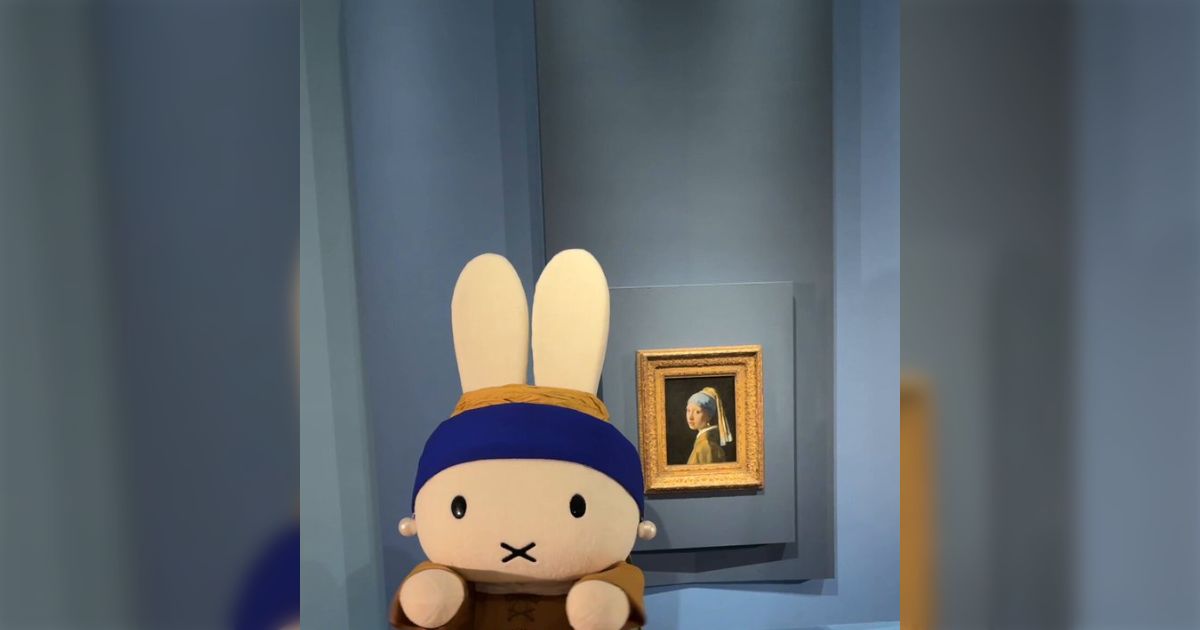 『フェルメール《真珠の耳飾りの少女》展』公式アンバサダーのミッフィー、お前耳飾りの位置そこでええんか？「一体何飾りやねんそれは」