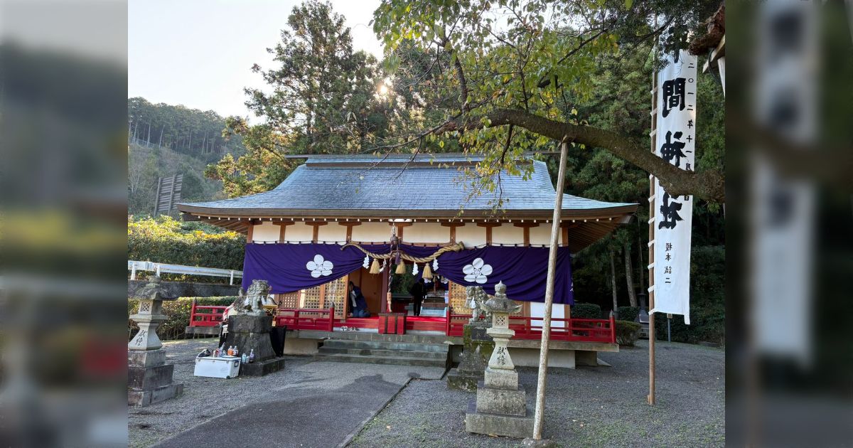 自称霊能力者が「軽はずみに行ってはいけない神社仏閣リスト」を呟くも神職や僧侶が「気軽に来て」と反論、行ってよかった神社仏閣情報がぞくぞく集結へ