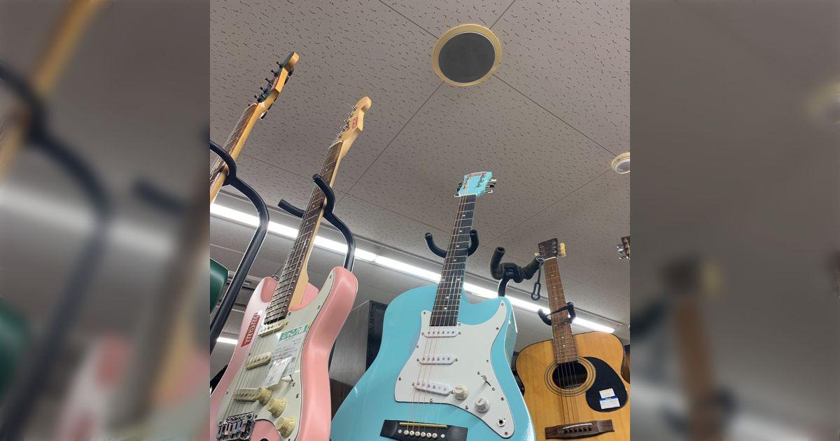 ハードオフでなかなかにどうかしてるジャンクギターがあった「エレアコ