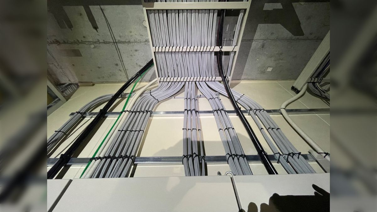 面構えが違うTwitterイラスト アダルト コンテンツの可能性を示唆する 革新的な作品群