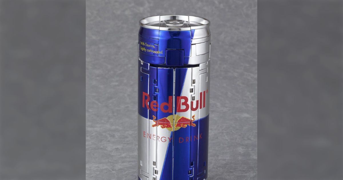 RedBull レッドブル アルミ缶 ※翼は折ったので授かりません 移動中も、翼をさずける。」大容量＆持ち運び可能な レッドブル