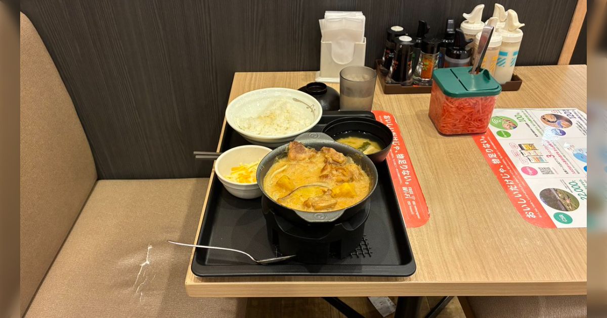 松屋で隣の人が一口だけ食べて片づけずに消えて怖い→一口だけで退店する人はけっこういる？事情さまざま