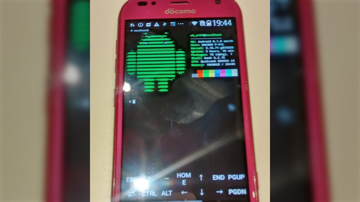 ボン様　4台　合わせ　docomo F-01L らくらくスマートフォン4 F-04J（NTTドコモ） 商品一覧