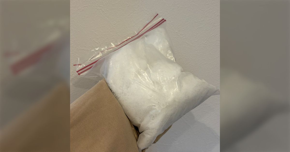 冷蔵庫にあるヤバいもの選手権しよーまずはおれから、2023年に降った雪→初手から優勝すぎると思ったら続々と強者が集まって来た