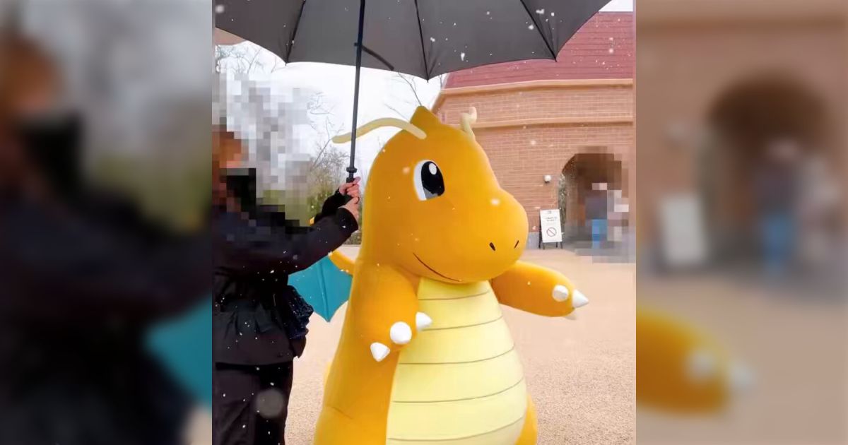雪の「ポケパーク カントー」でお散歩してるカイリューがかわいい 
