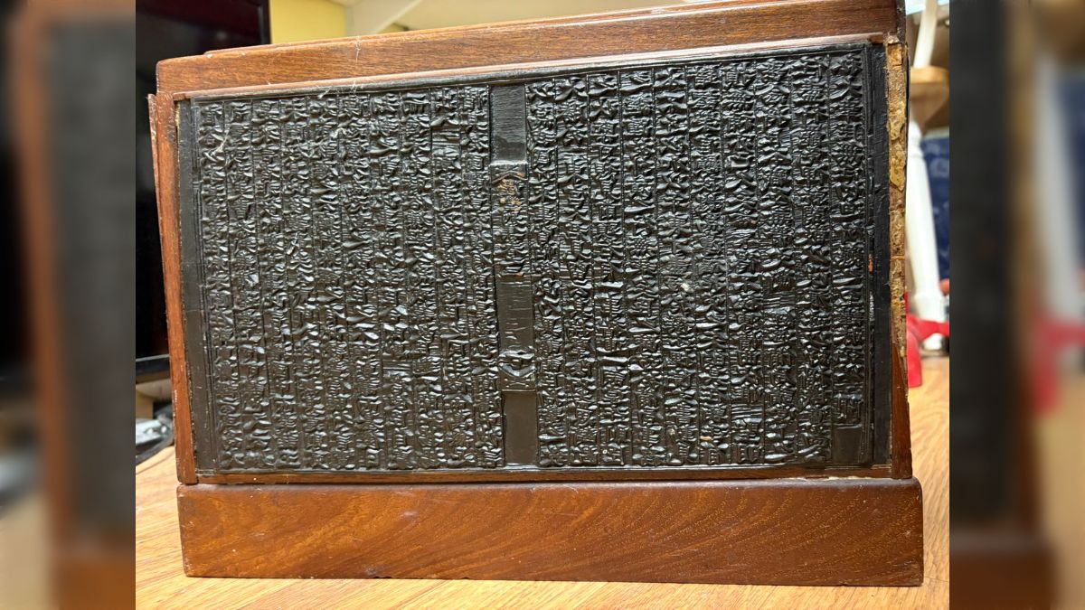 1960年代に母が日本で買った「謎の木の箱」の正体は何？アメリカのX 