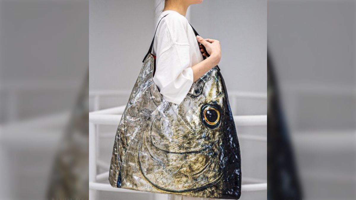 マグロ型トートバッグが日本でも発売されたがあまりにもリアルで二度見 