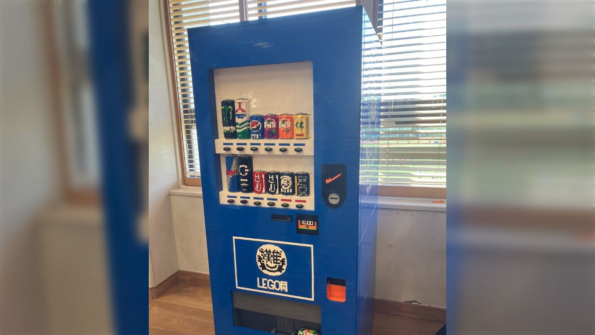 灘校LEGO同好会が作った「自動販売機」がちゃんと動作もするエグい 